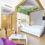 Kaisergarten 호텔 4*