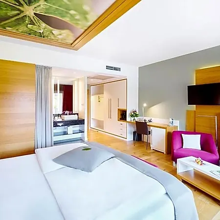Kaisergarten Ξενοδοχείο 4*