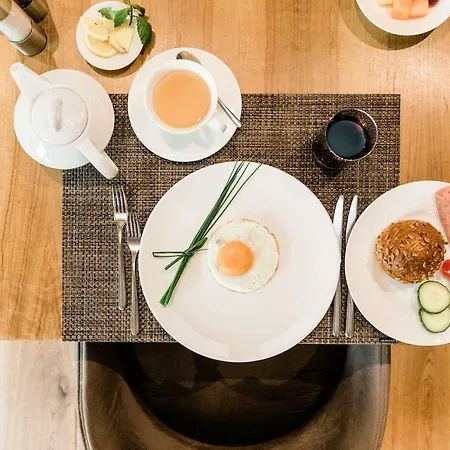 Hotel Kaisergarten 4*