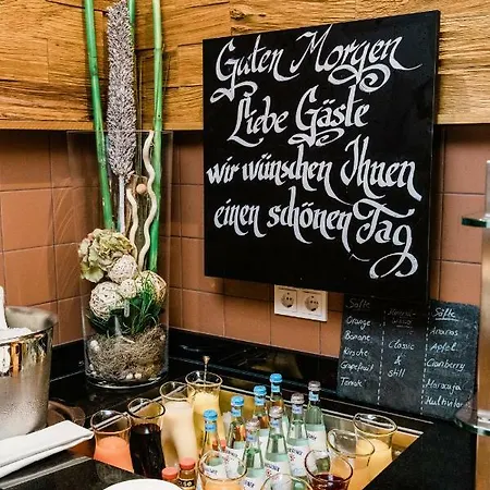 Kaisergarten Otel 4*