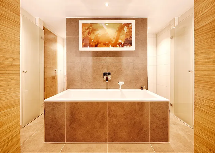 Kaisergarten Hotel 4*